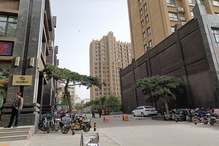 憬泰花园2室2厅1卫4层带阁楼